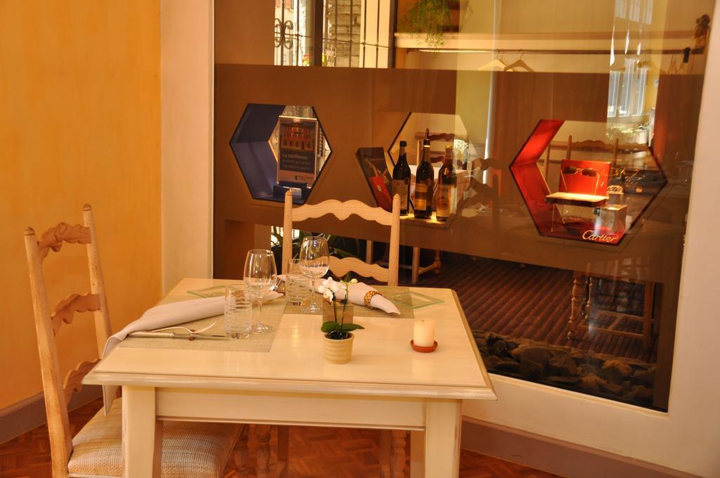 Hotel-Restaurant De La Tour מראה חיצוני תמונה