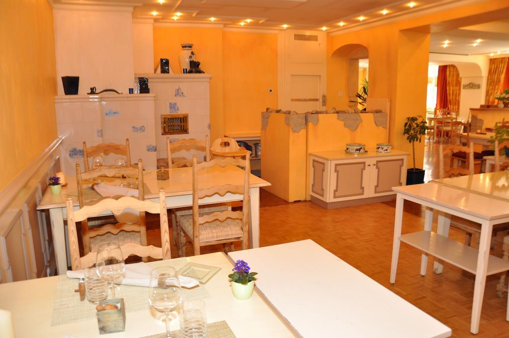 Hotel-Restaurant De La Tour מראה חיצוני תמונה